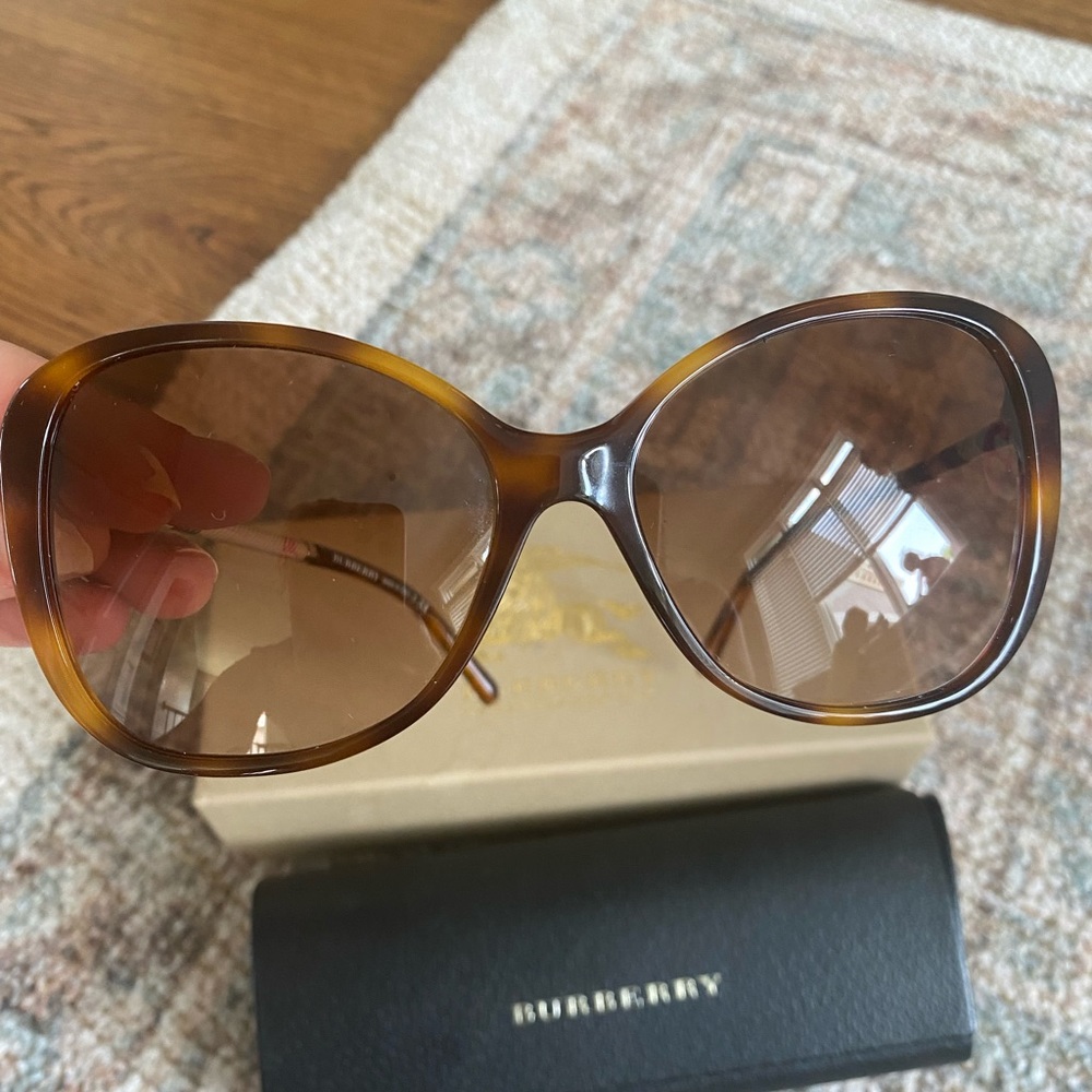 Burberry Sunglasses